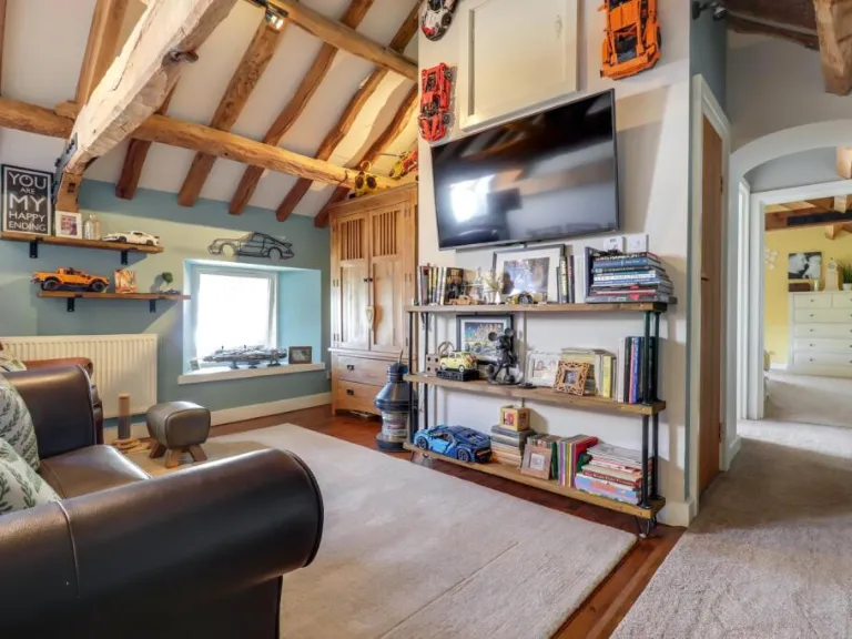 property Compatible Images}