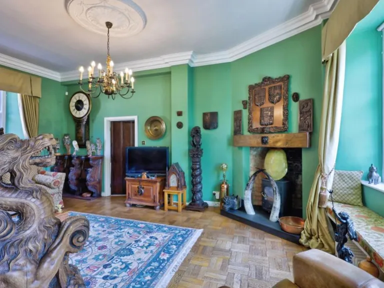property Compatible Images}