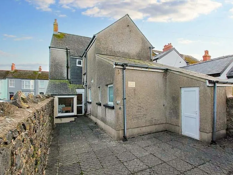 property Compatible Images}