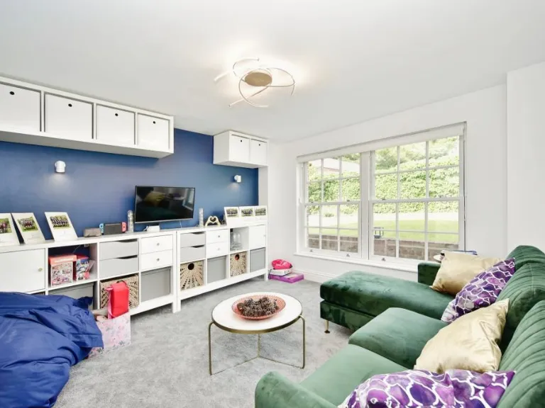 property Compatible Images}