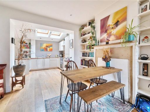 Similar property image