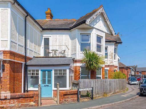 Similar property image