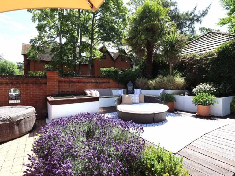 property Compatible Images}