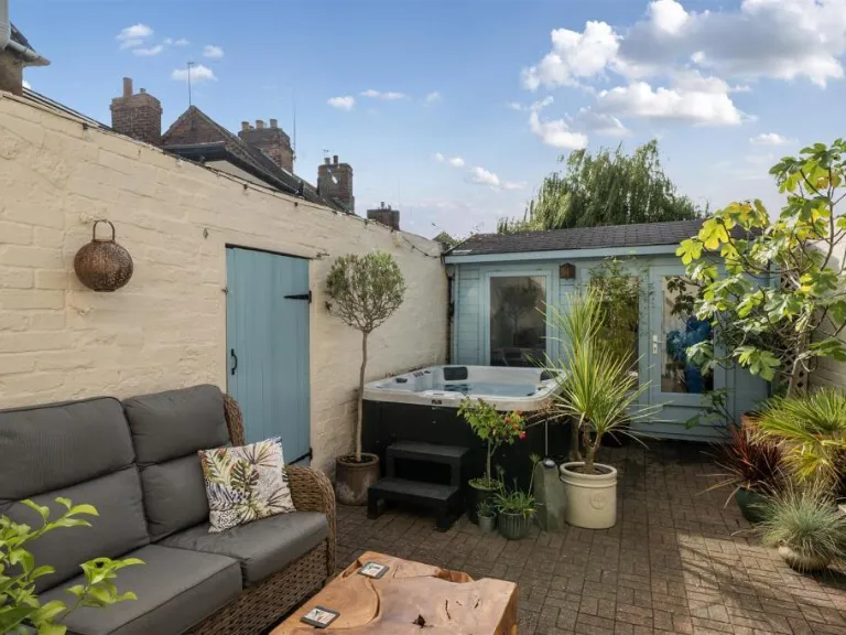 property Compatible Images}