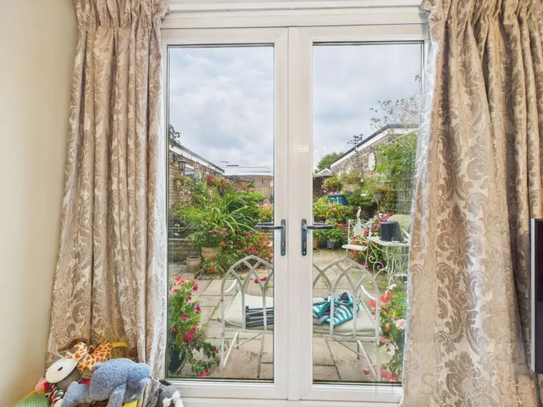 property Compatible Images}