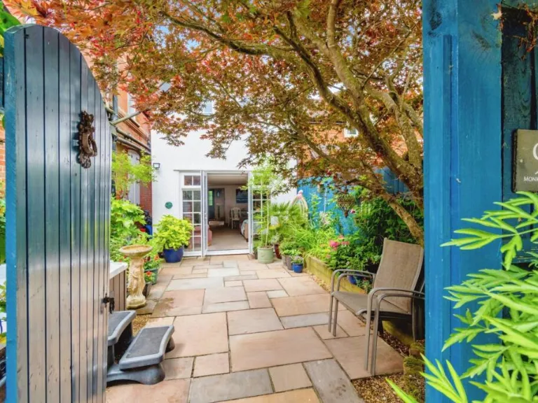 property Compatible Images}