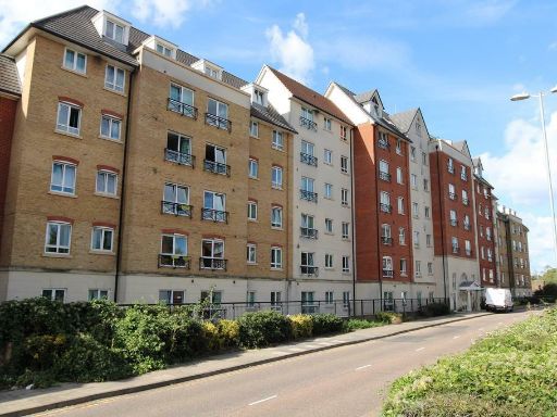 Similar property image