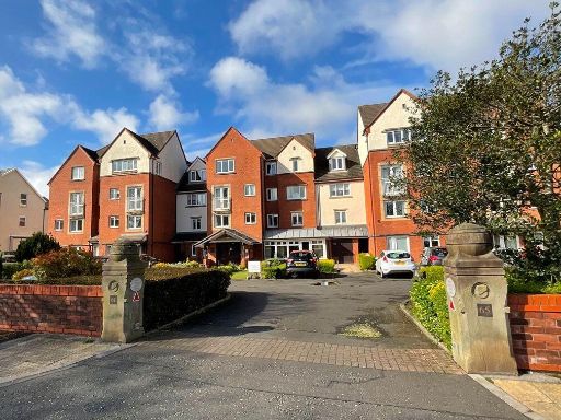 Similar property image