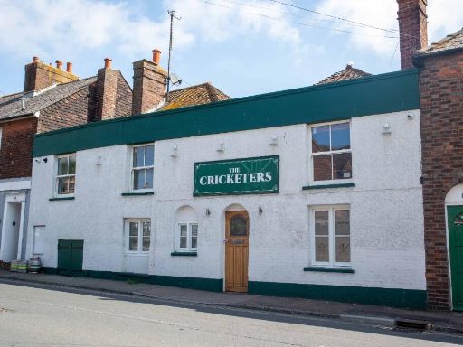 Similar property image