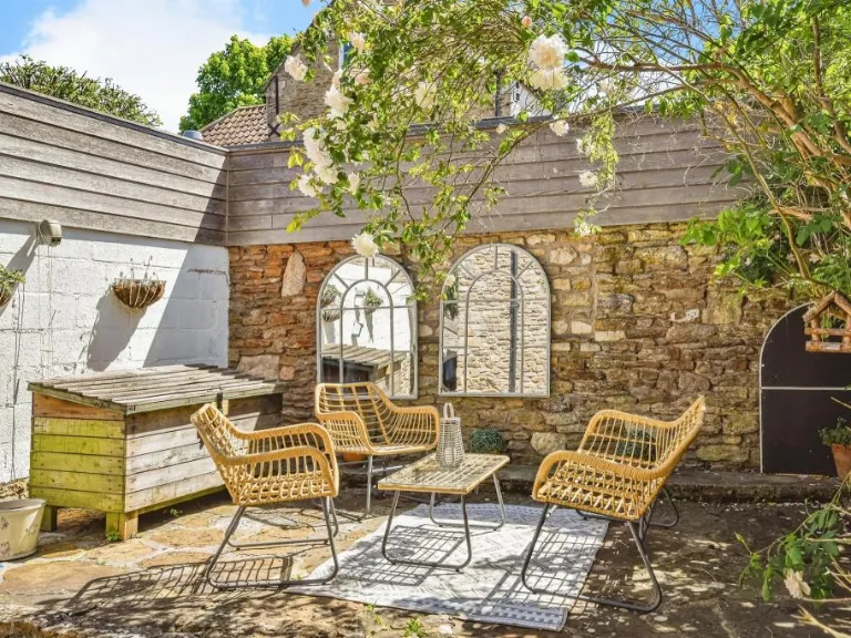 property Compatible Images}