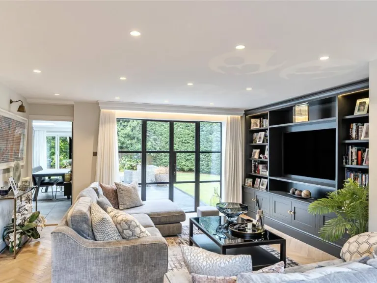 property Compatible Images}