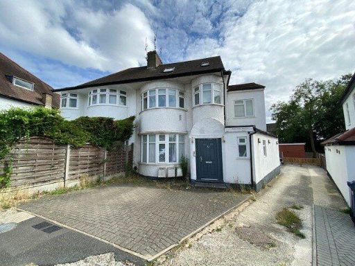 Similar property image