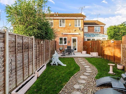 Similar property image