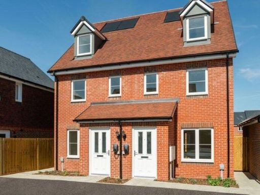 Similar property image