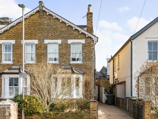 Similar property image