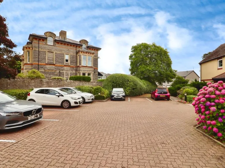 property Compatible Images}