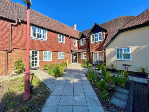 Similar property image