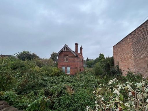 Similar property image