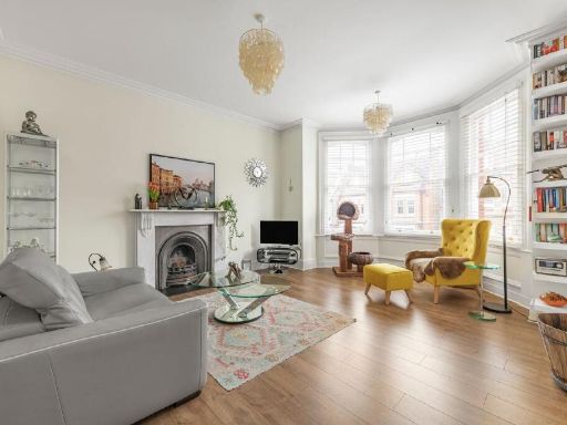 Similar property image