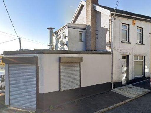 Similar property image