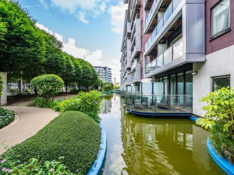 property Compatible Images}