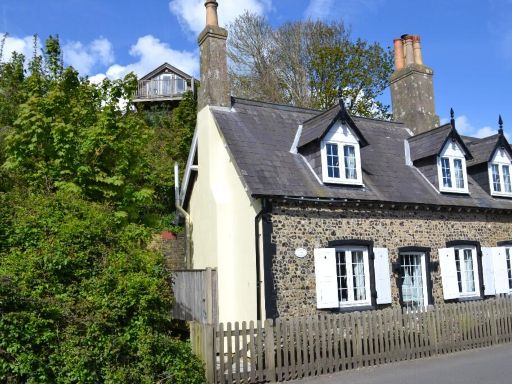 Similar property image