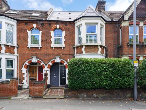 Similar property image