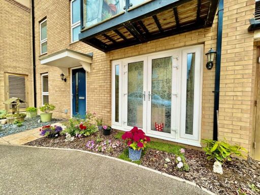 Similar property image
