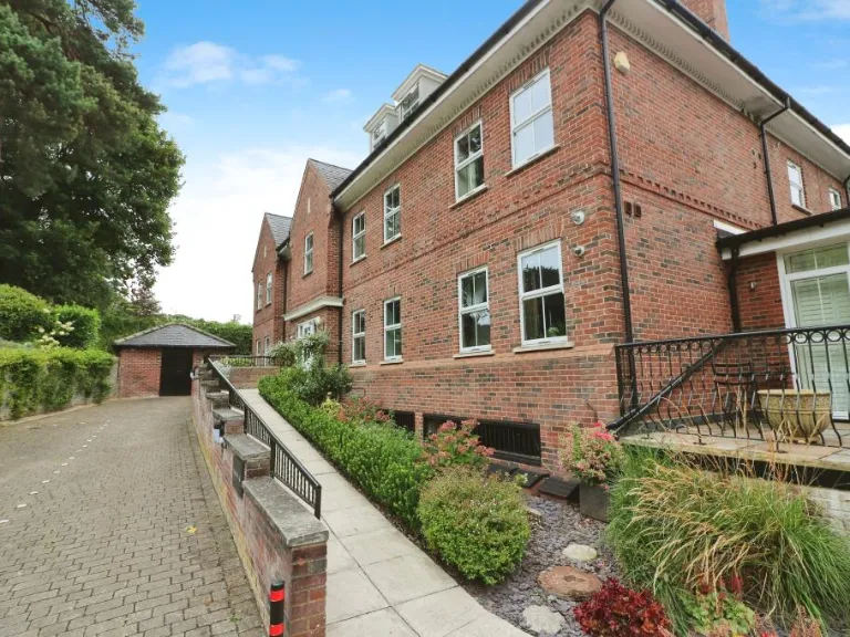 property Compatible Images}