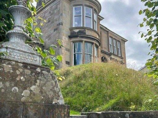 property Low res Images}