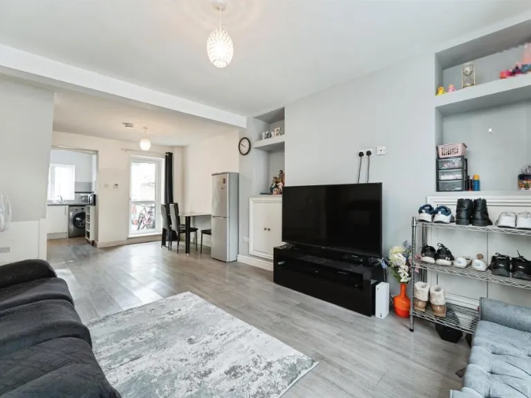 property Compatible Images}