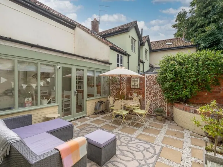 property Compatible Images}