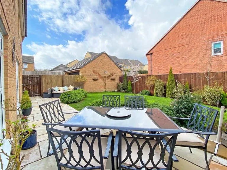 property Compatible Images}