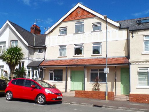 Similar property image