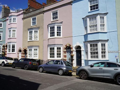 Similar property image