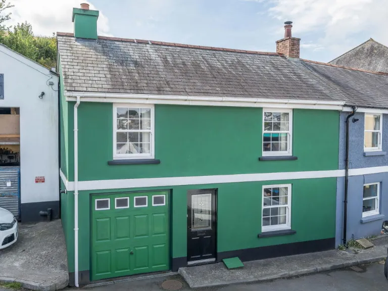 property Compatible Images}