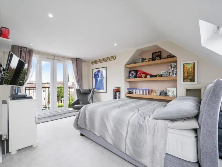 property Compatible Images}