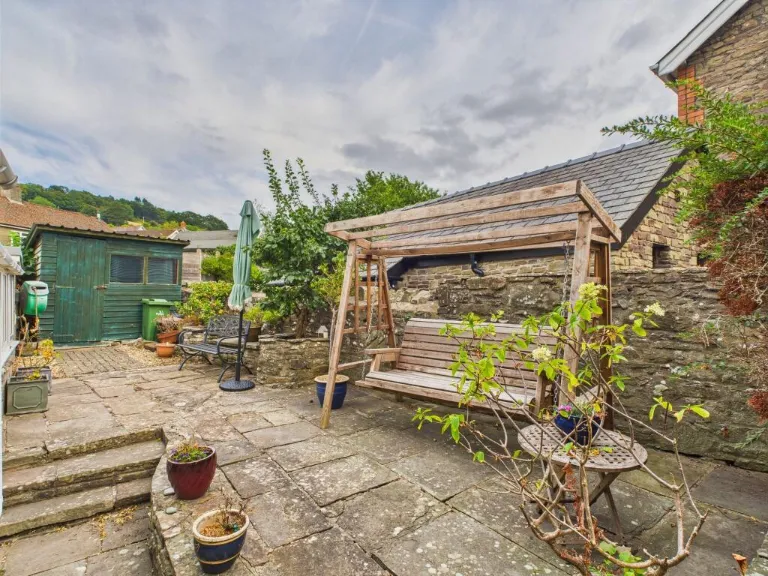 property Compatible Images}