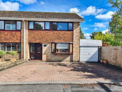 Similar property image