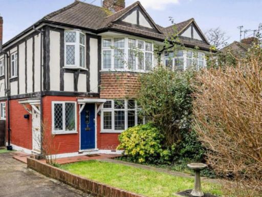 Similar property image