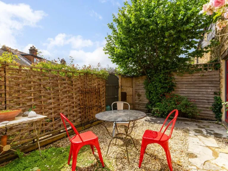 property Compatible Images}