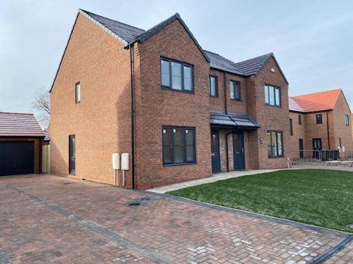 Similar property image