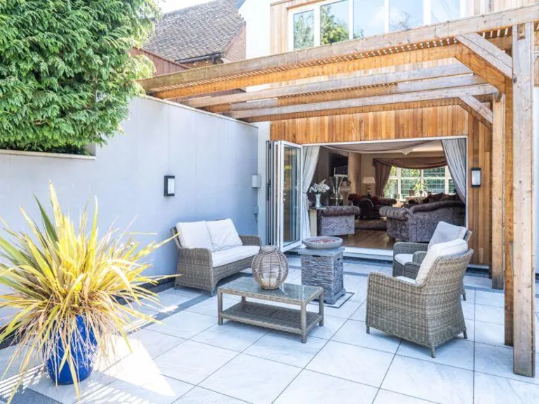 property Compatible Images}
