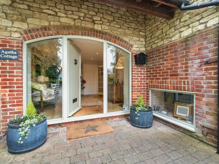 property Compatible Images}