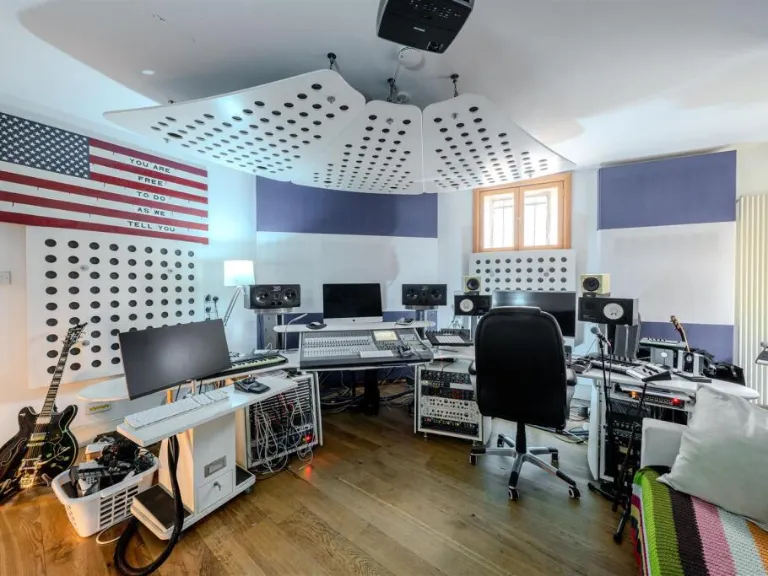 property Compatible Images}