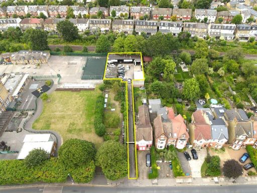 Similar property image