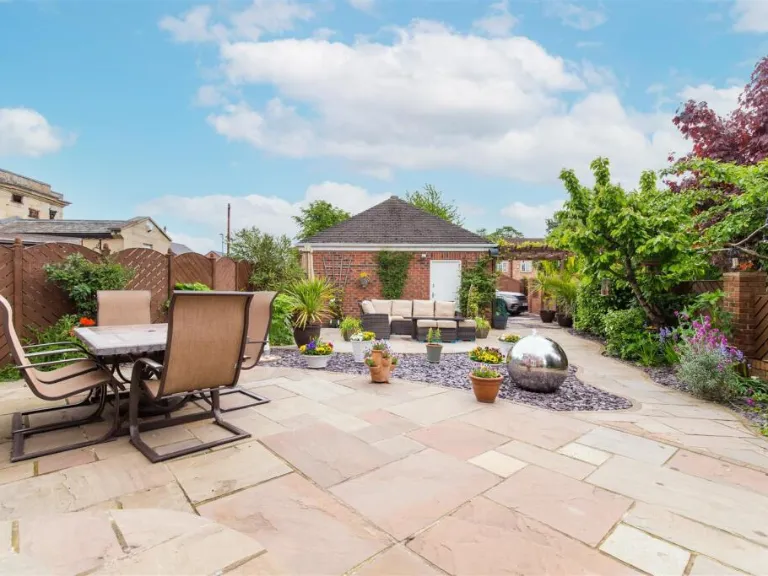 property Compatible Images}