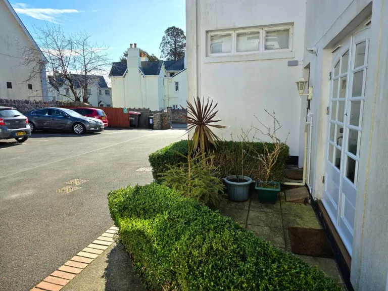 property Compatible Images}