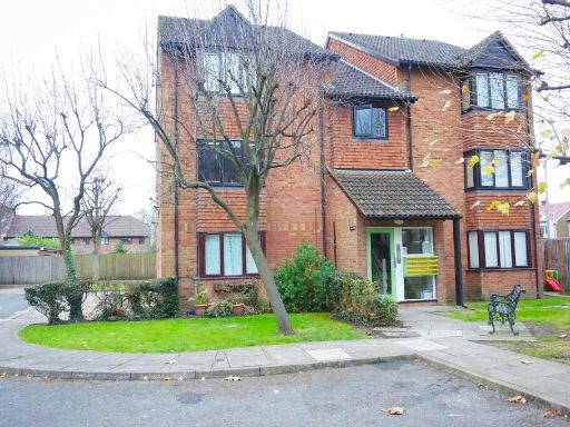Similar property image