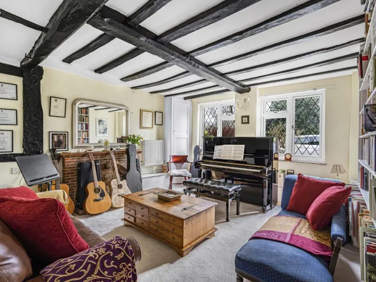 property Compatible Images}
